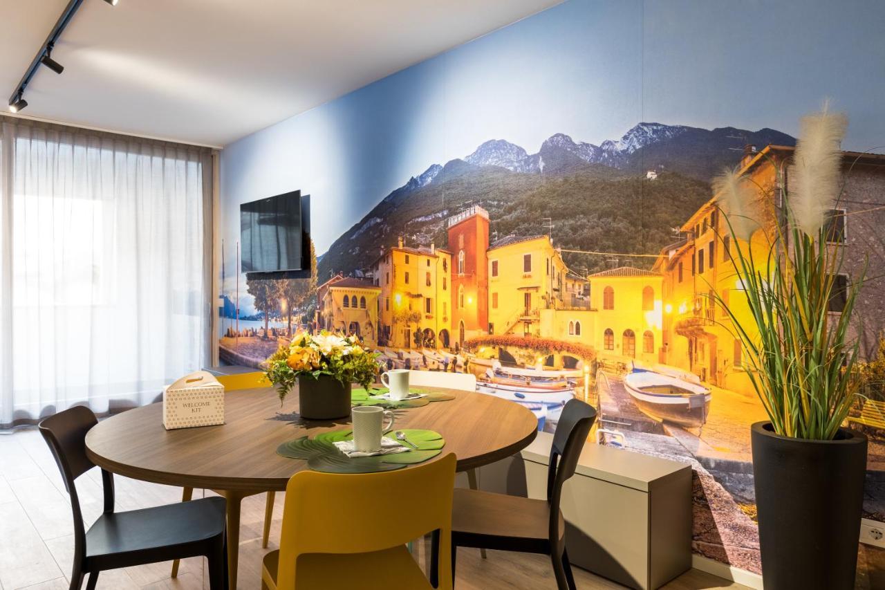Boutique Apartments By Annalisa Torbole Sul Garda Exteriör bild