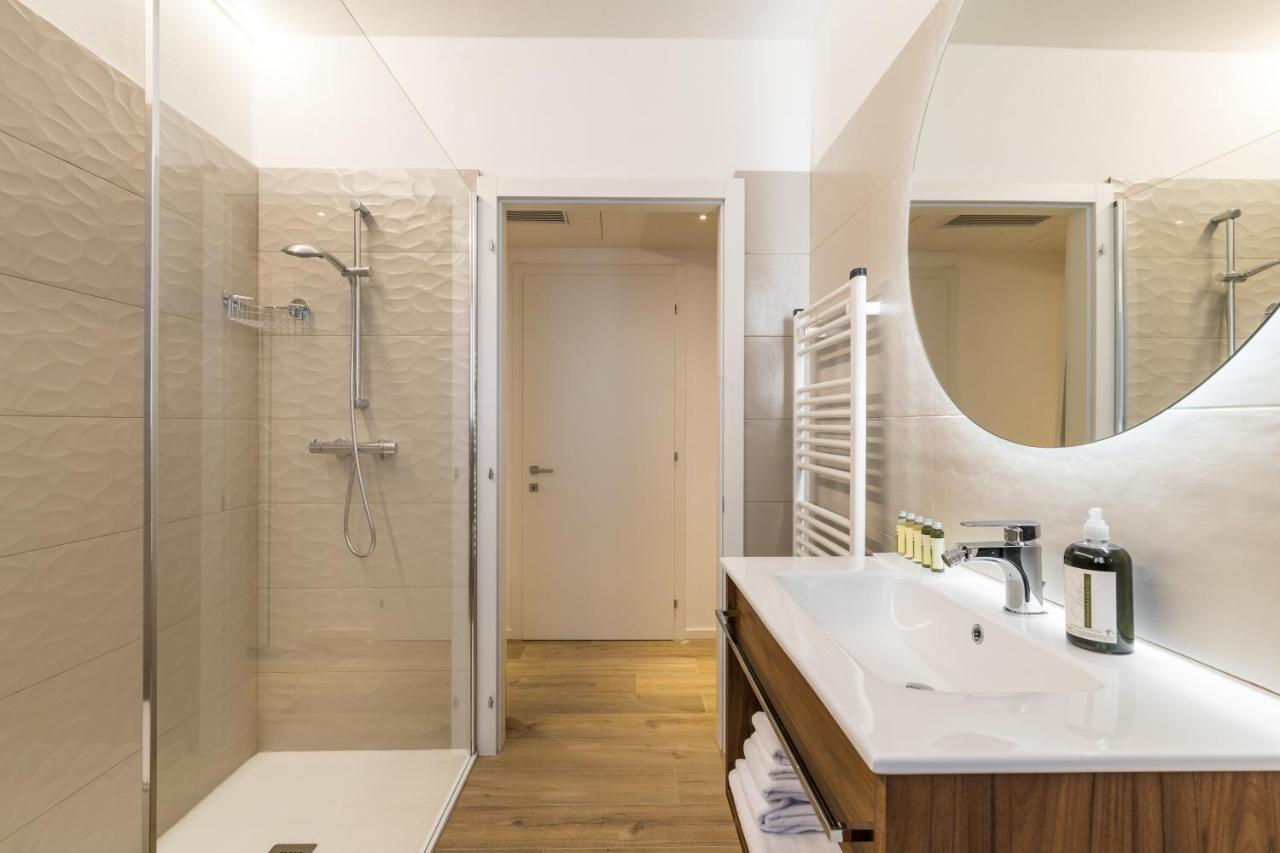 Boutique Apartments By Annalisa Torbole Sul Garda Exteriör bild