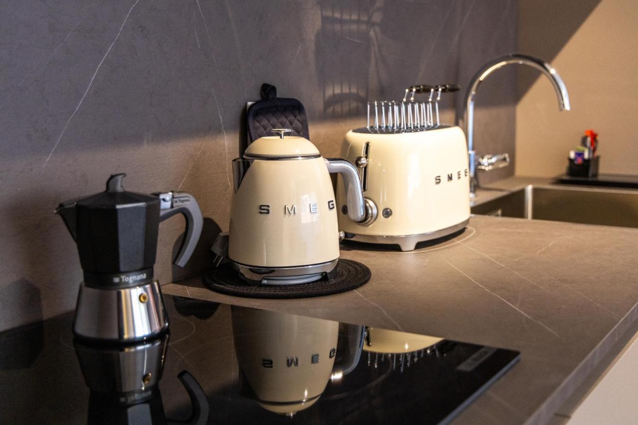Boutique Apartments By Annalisa Torbole Sul Garda Exteriör bild