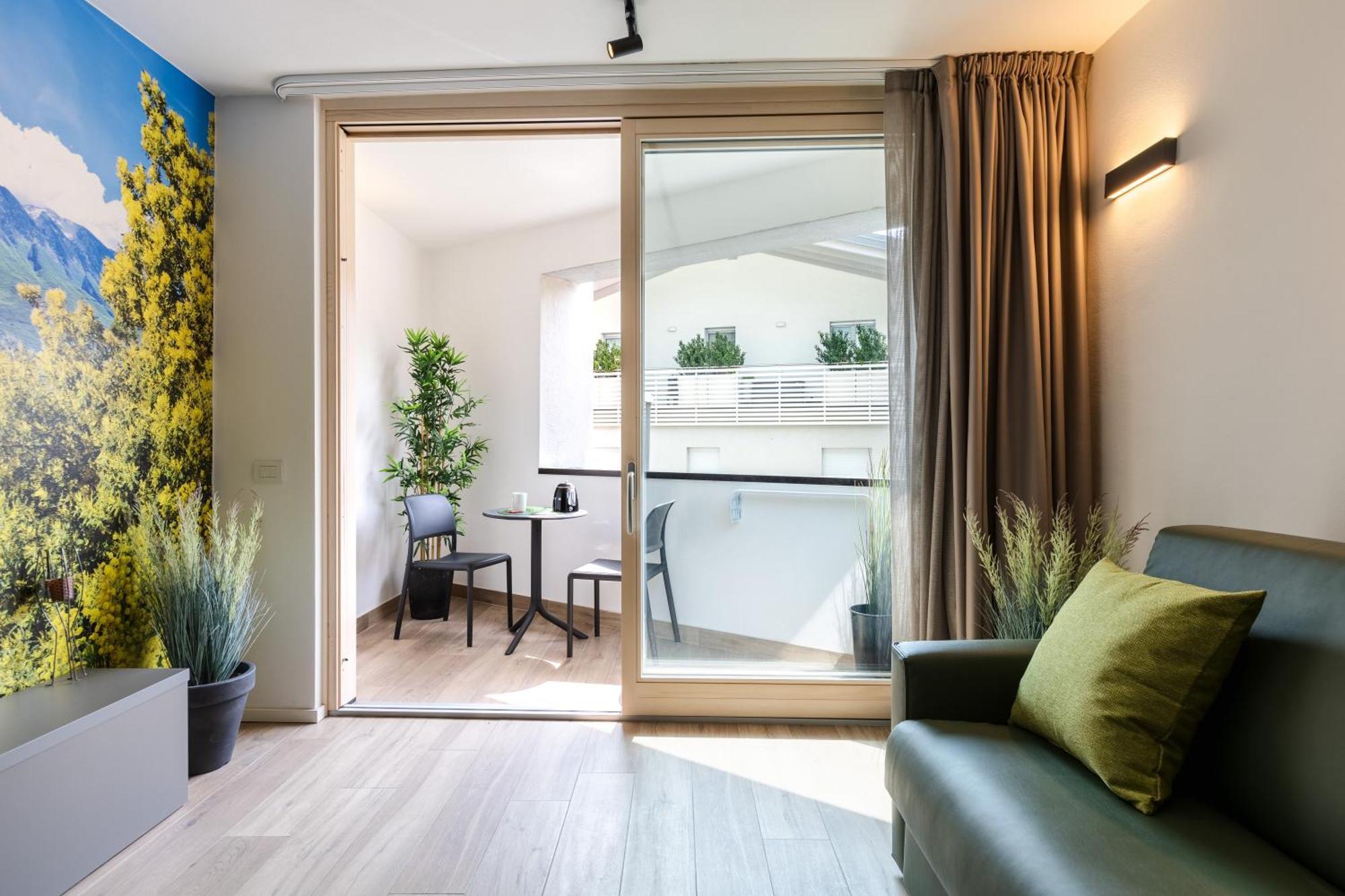 Boutique Apartments By Annalisa Torbole Sul Garda Exteriör bild