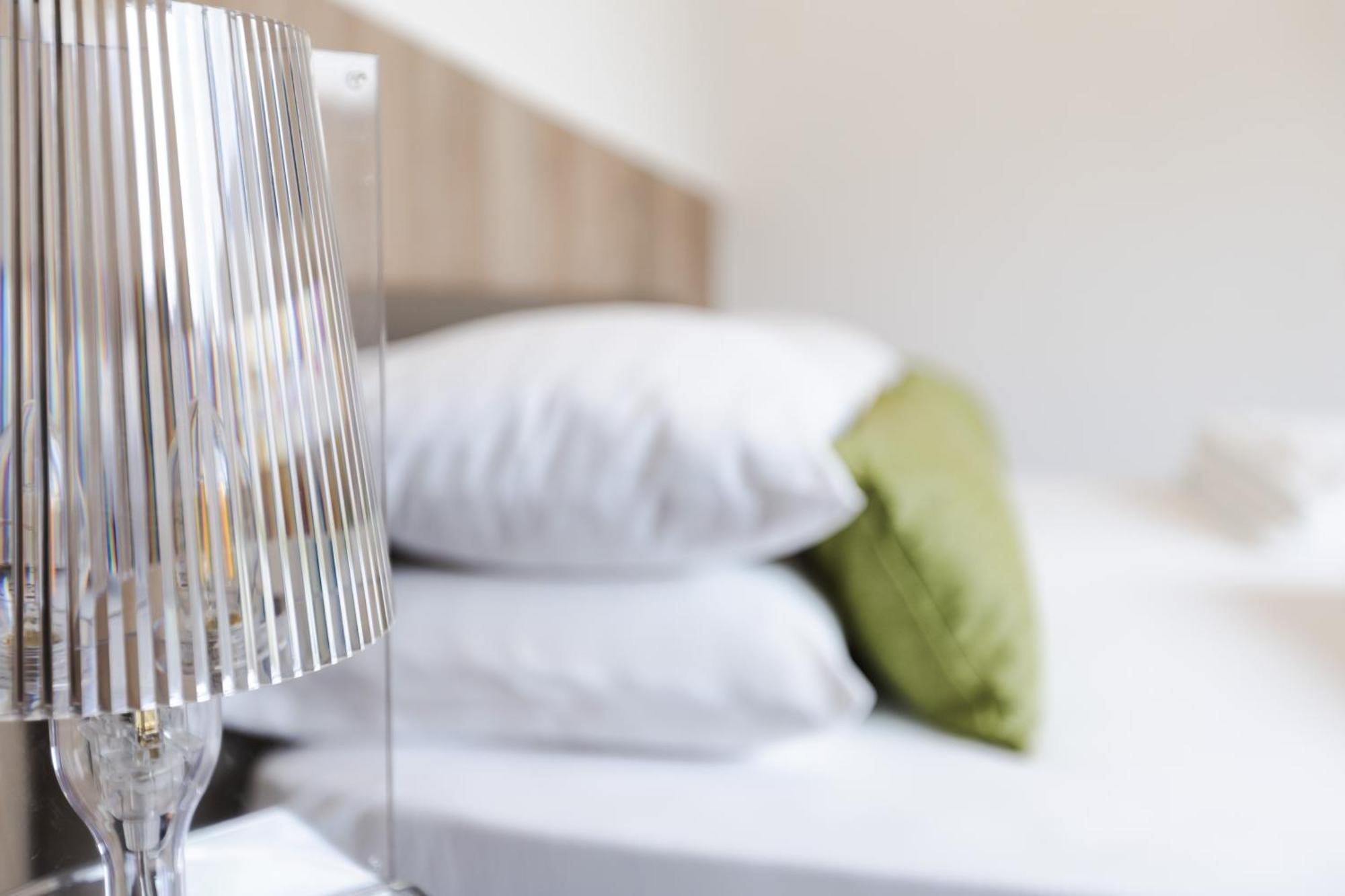 Boutique Apartments By Annalisa Torbole Sul Garda Exteriör bild