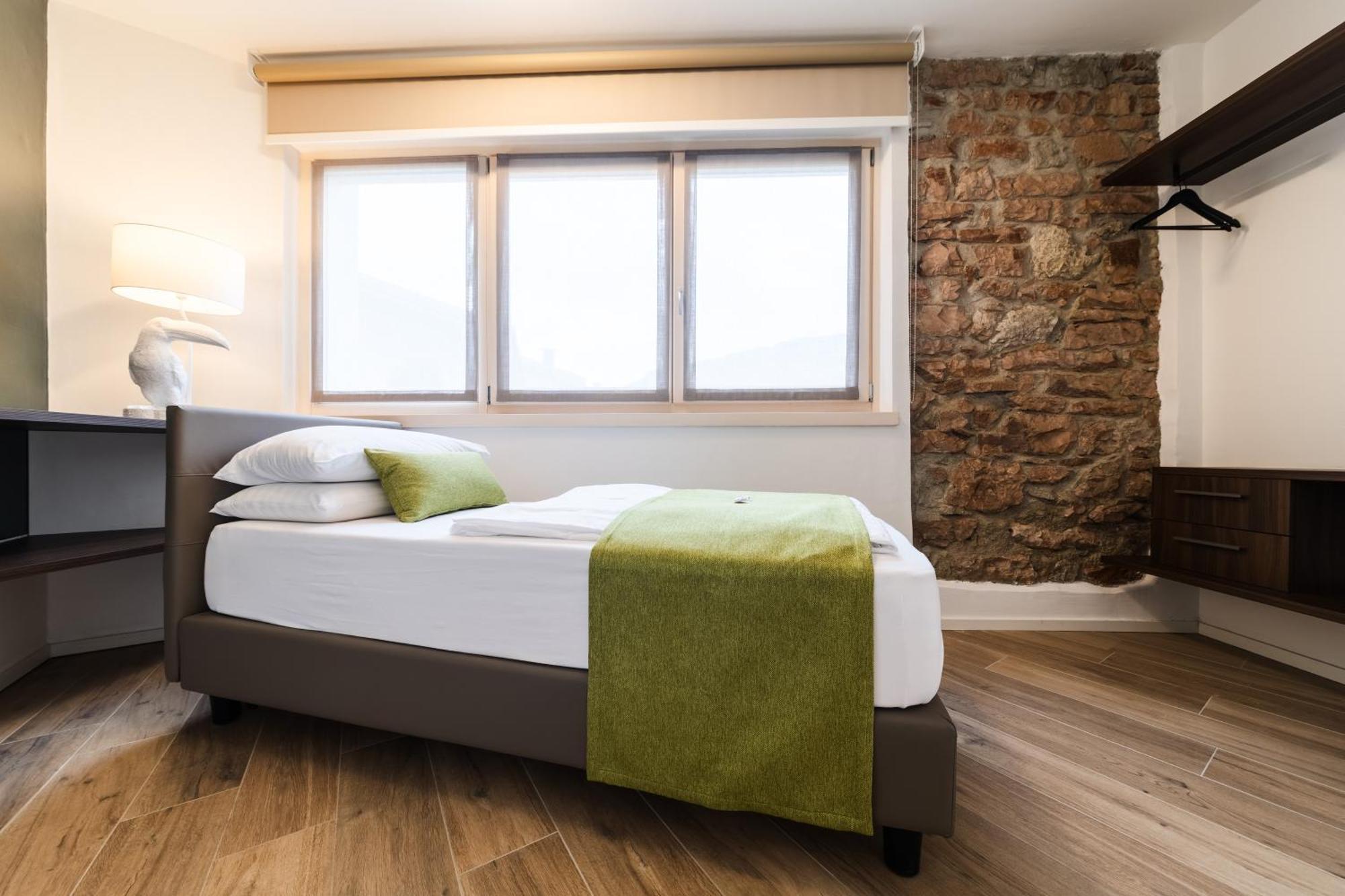 Boutique Apartments By Annalisa Torbole Sul Garda Exteriör bild