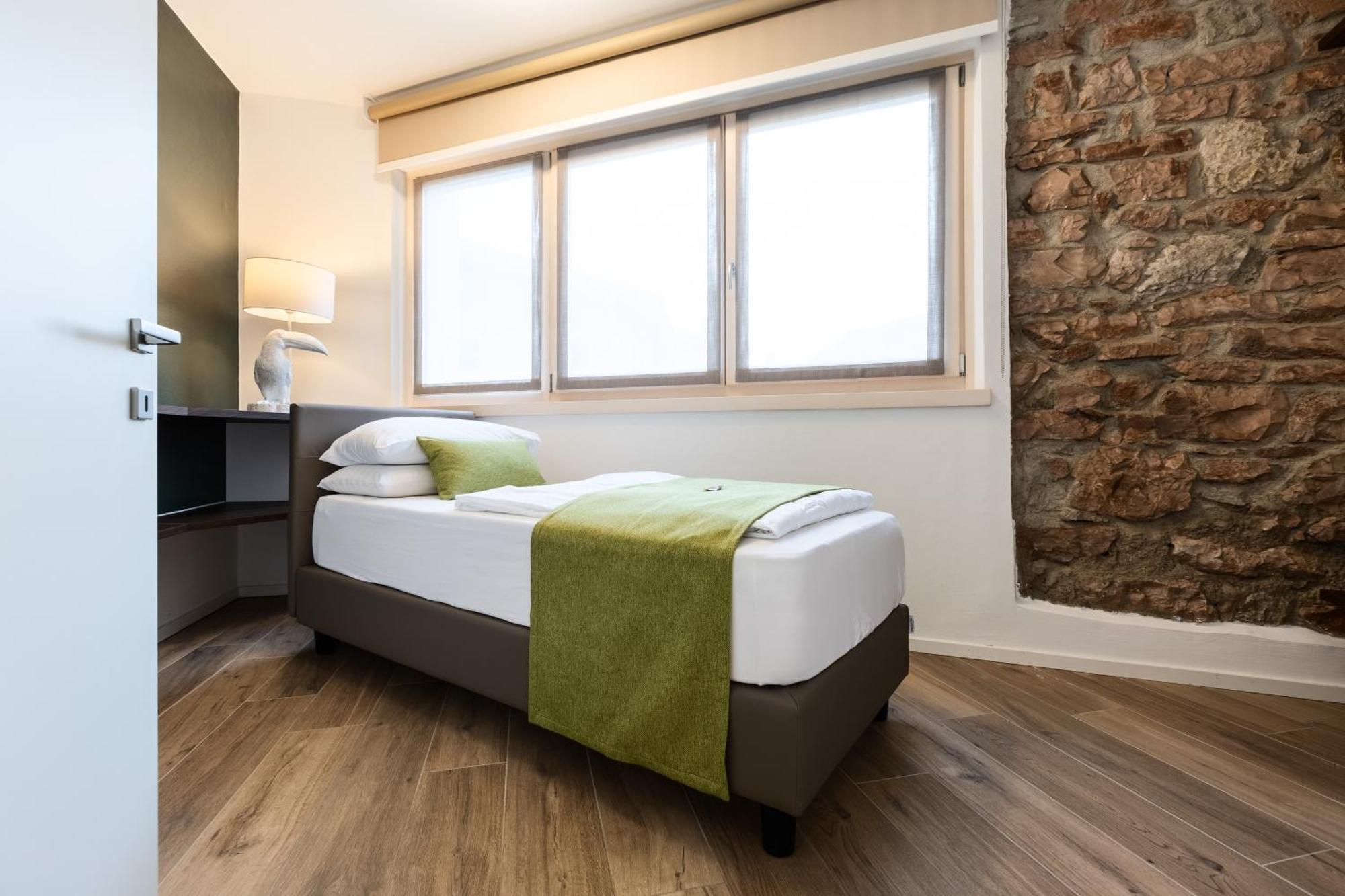 Boutique Apartments By Annalisa Torbole Sul Garda Exteriör bild